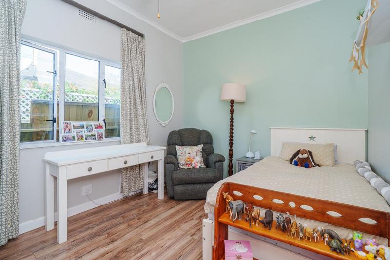 3 Bedroom Property for Sale in Harfield Village Western Cape